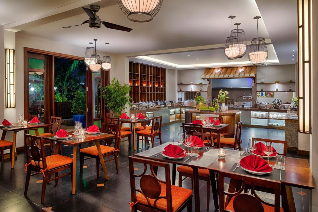 منتجع وسبا آنا ريتريت هوي ان المظهر الخارجي الصورة The restaurant at the hotel